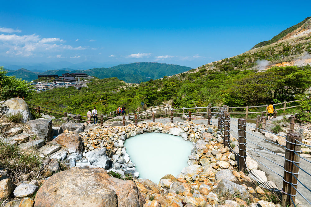 Hakone travel japan hot springs