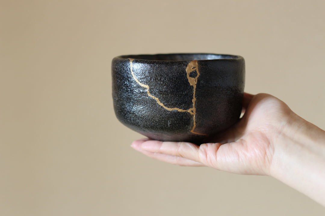 The Art of Kintsugi Pottery in Japan