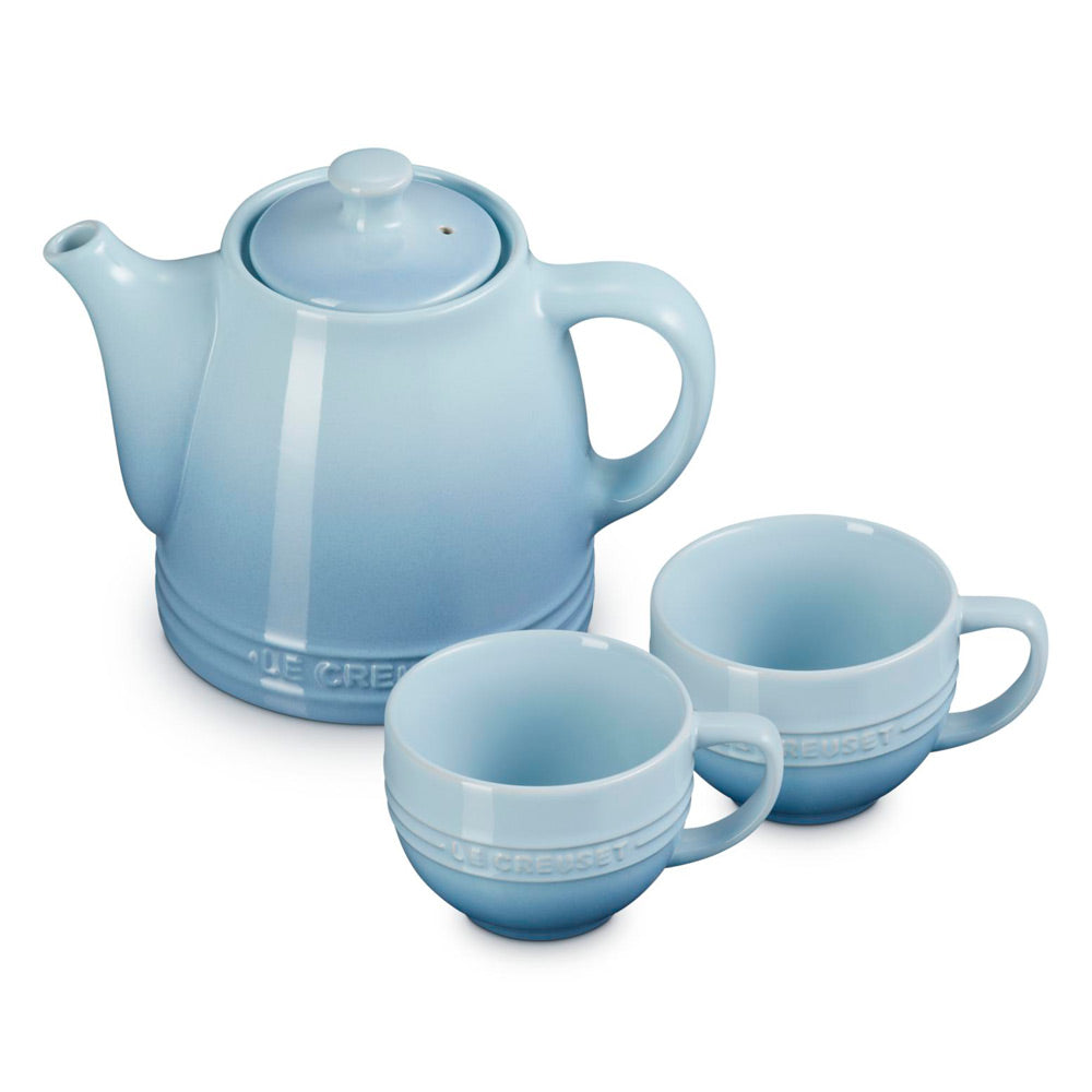 Le Creuset Teapot And Mug Set In Coastal Blue