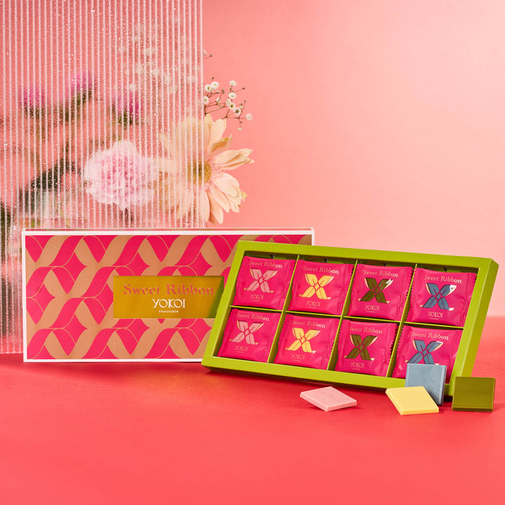 Sweet Ribbon Chocolate Gift Box (16 Pieces, 4 Flavors) thumbnail 1