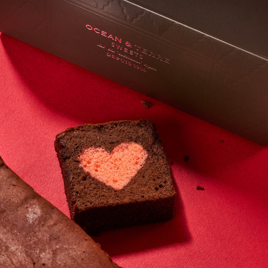 Sweetheart Chocolate Pound Cake (1 Box)