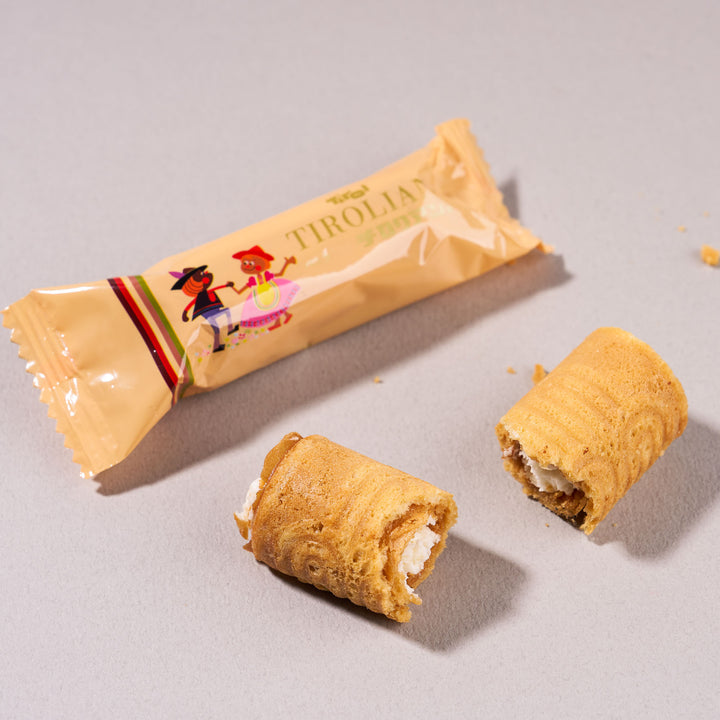 TIROLIAN Cream Roll Cookie: Vanilla (1 Piece)