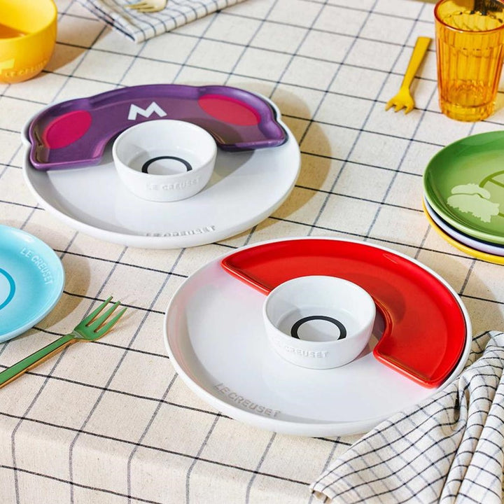 Pokémon Le Creuset Monster Ball and Super Ball Plate Set (2 Colors) thumbnail 3