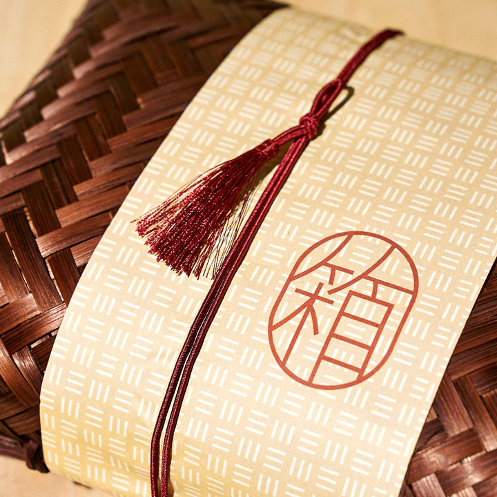 Bokksu Original Sweets Gift Basket (17 Pieces, 6 Flavors)