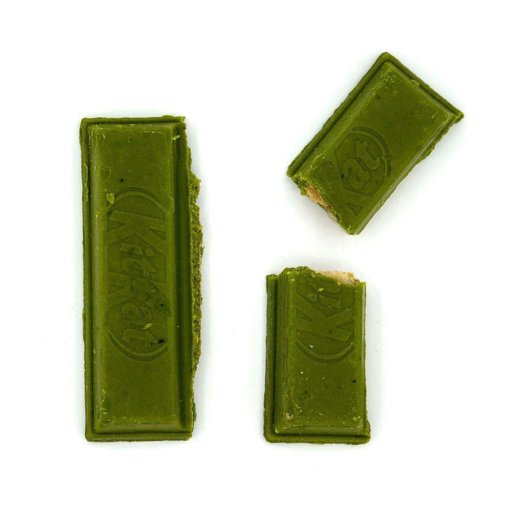 Japanese Kit Kat: Dark Matcha Otona No Amasa thumbnail 3